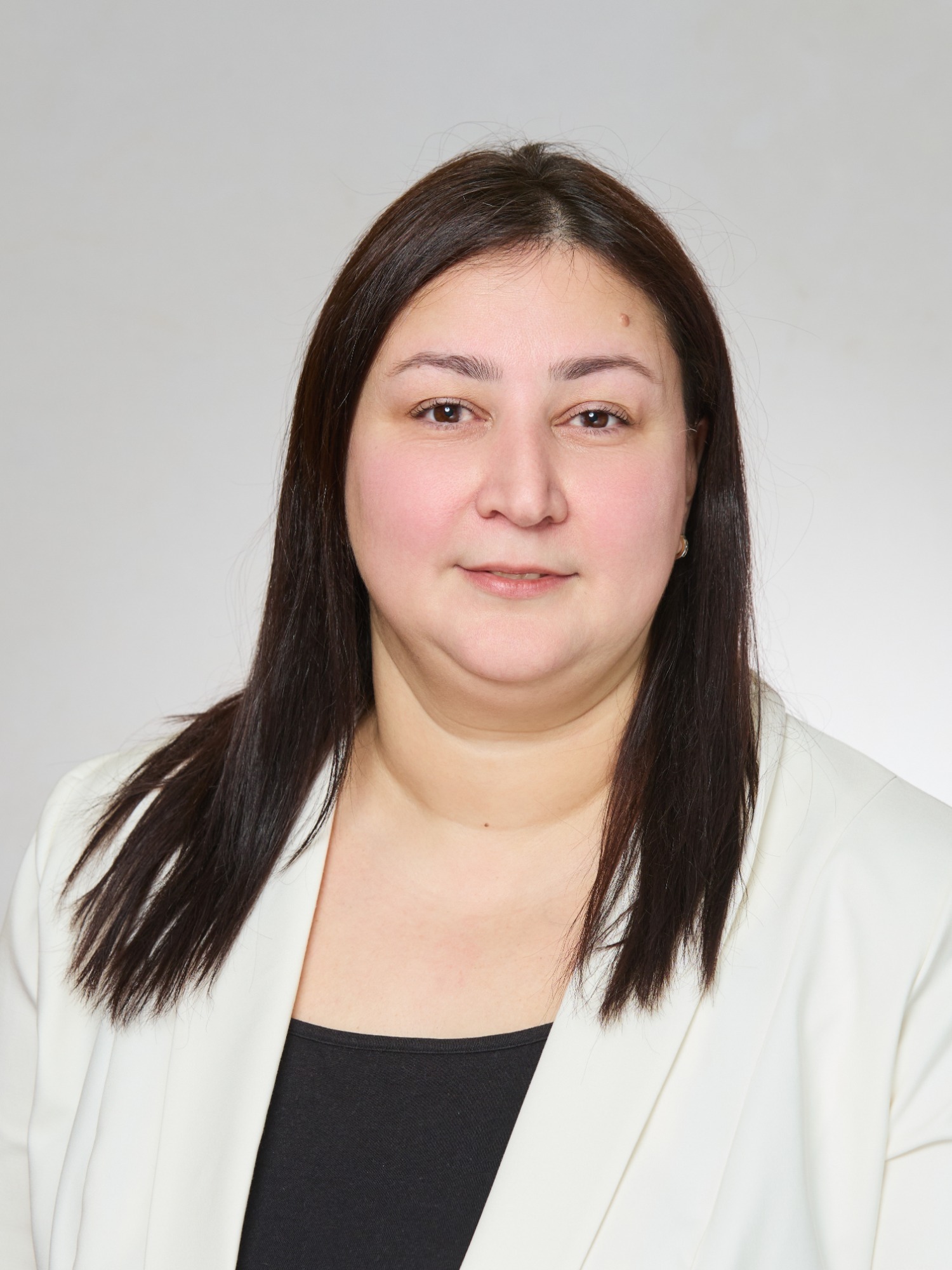 Воспитатель Малхасян Елена Сергеевна.